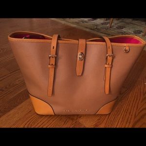 Dooney and Bourke Handbag